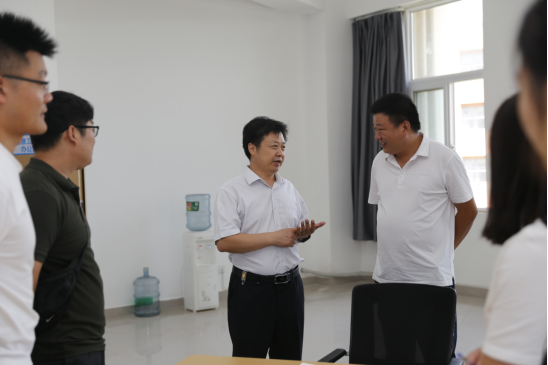 院领导视察新学期开学工作