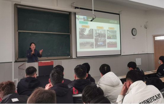我院特邀企业进行线下宣讲