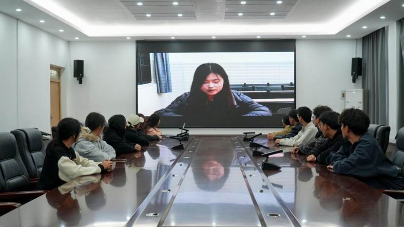 e4b899ac7d65b9fb3ca21a7f587e8ab8