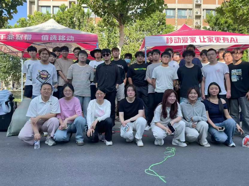 生物工程学院顺利开展学生搬迁志愿活动